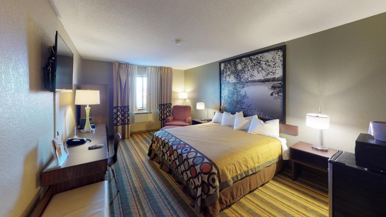 Super 8 By Wyndham Glencoe Ξενοδοχείο Εξωτερικό φωτογραφία