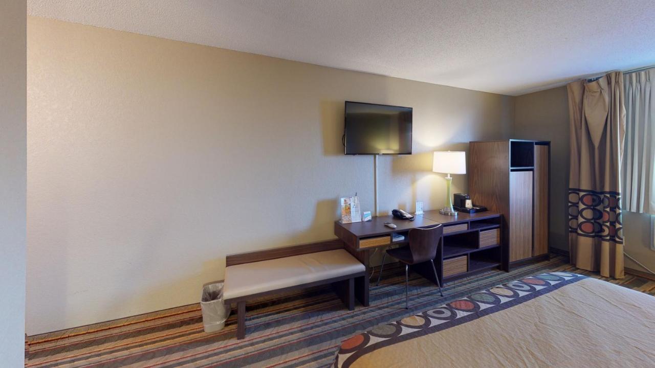 Super 8 By Wyndham Glencoe Ξενοδοχείο Εξωτερικό φωτογραφία